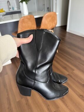Gap Black Western-Inspired Women's Mid-Calf Boots